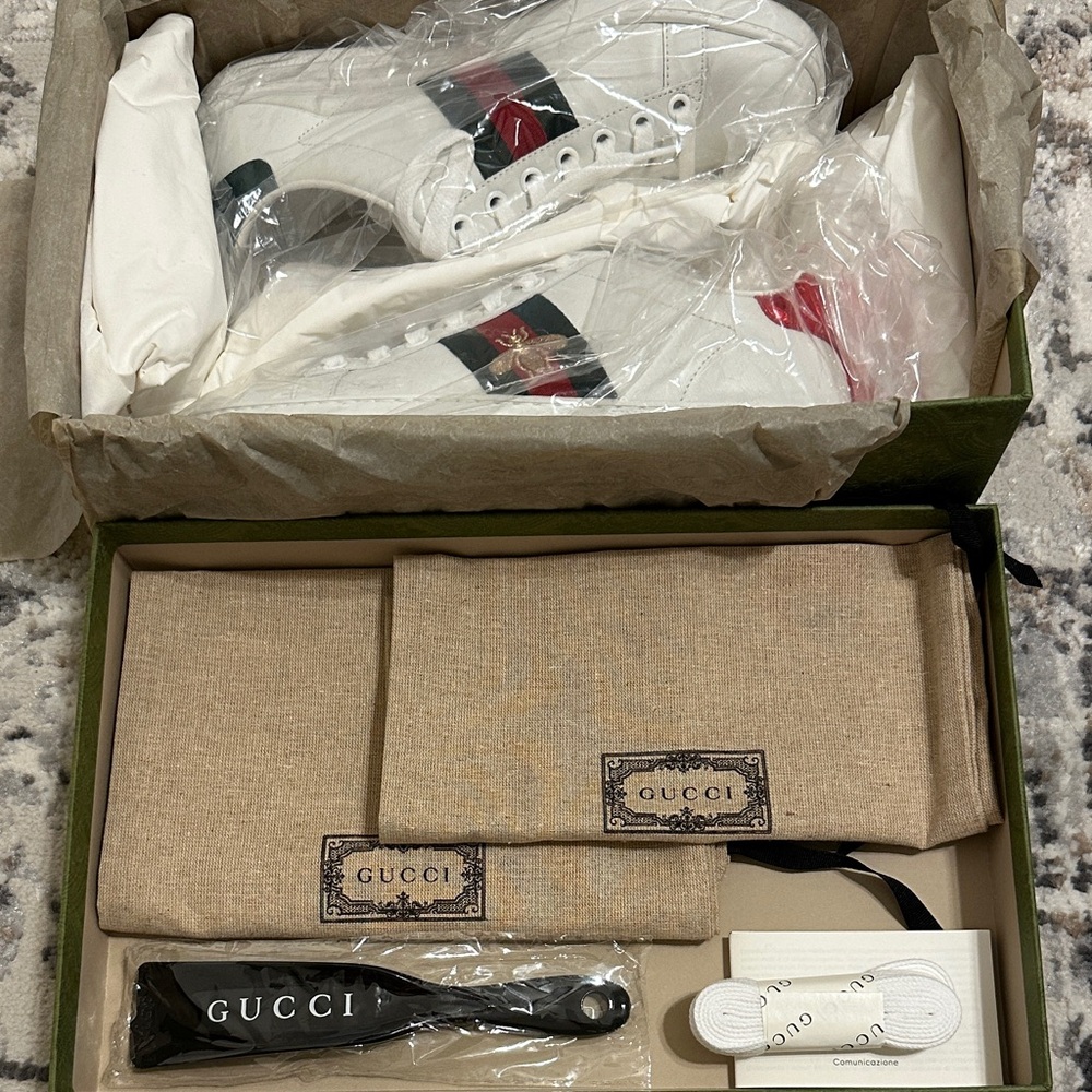 Gucci ace bee sneakers